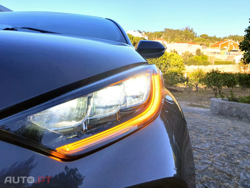 Toyota Yaris 1.5 VVT-i Hybrid Dynamic Force Luxury