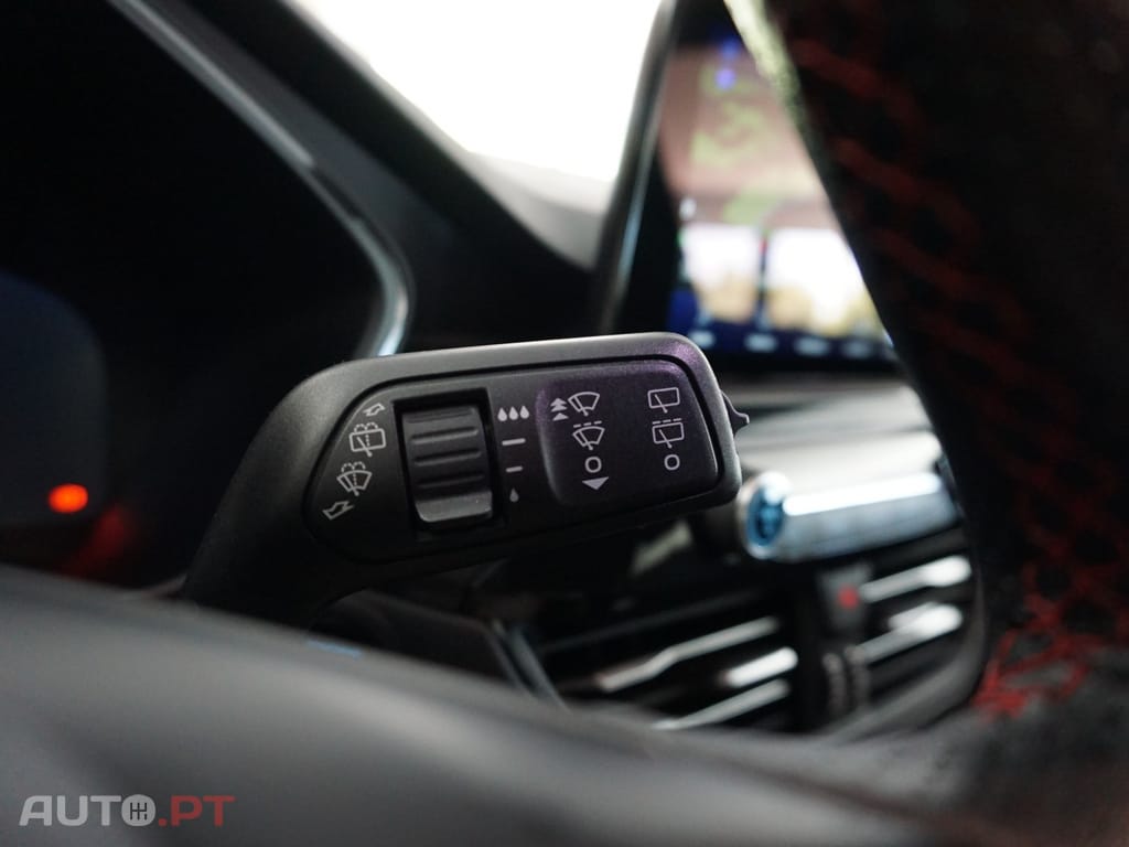 Ford Kuga 1.5 EcoBoost ST-LINE X
