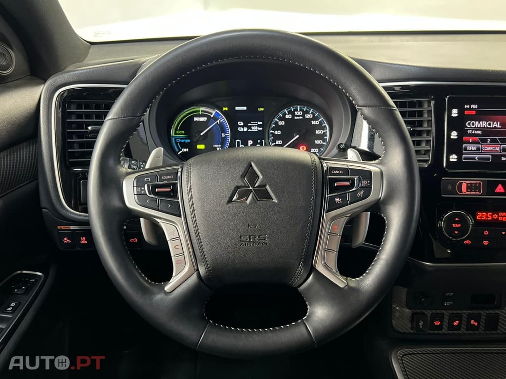 Mitsubishi Outlander 2.4 Mivec PHEV Instyle