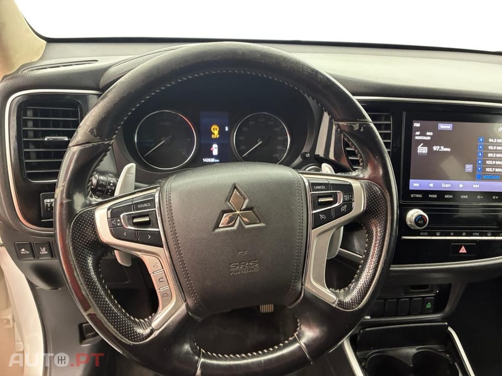Mitsubishi Outlander 2.4 PHEV Twin Motor Business 4WD