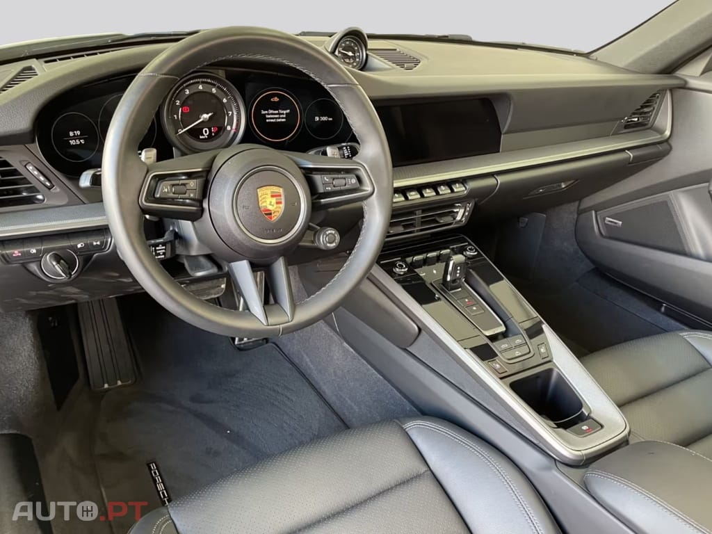Porsche 911 Carrera Cabriolet 