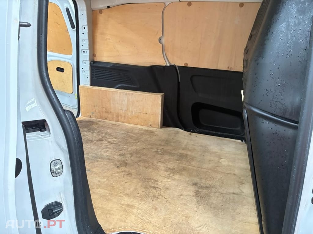 Peugeot Partner 1.5 BlueHDi Premium Standard