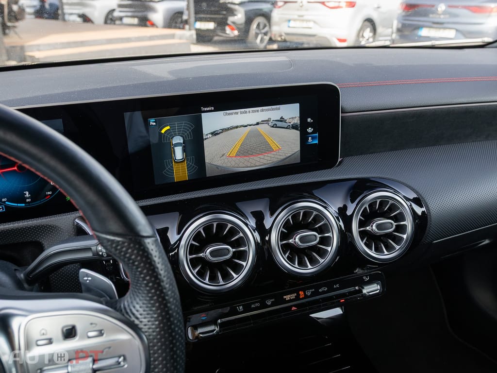 Mercedes-Benz CLA 220 d Shooting Brake AMG Line Aut.