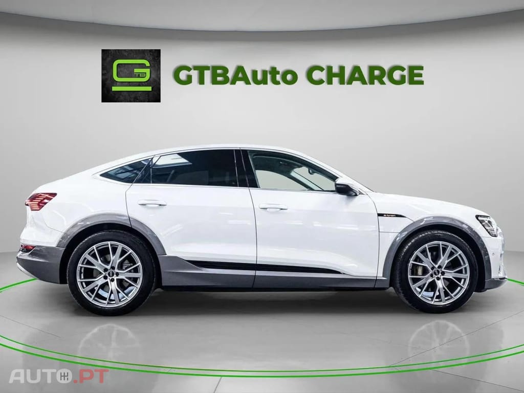 Audi E-Tron I.V.A DEDUTÍVEL 55 ADVANCED