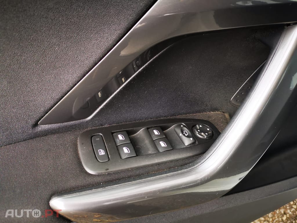 Peugeot 2008 1.6 BlueHDi Style