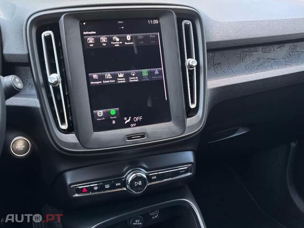 Volvo XC40 1.5 T3 Momentum Plus