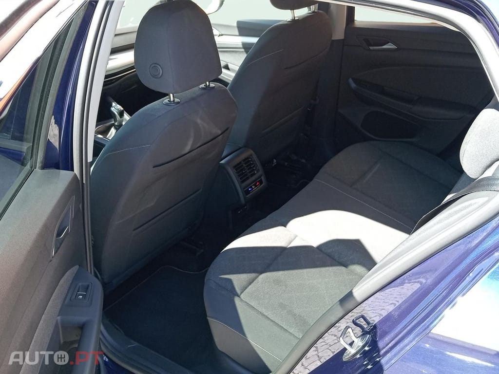 Volkswagen Golf 1.0 TSI LIFE
