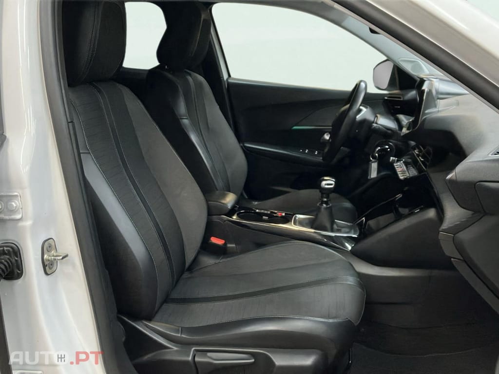 Peugeot 2008 BlueHDi 110 Allure Pack