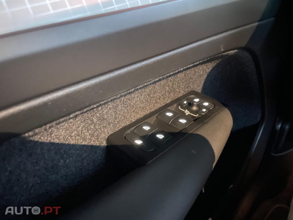 Volvo XC40 1.5 T4 PHEV Essential