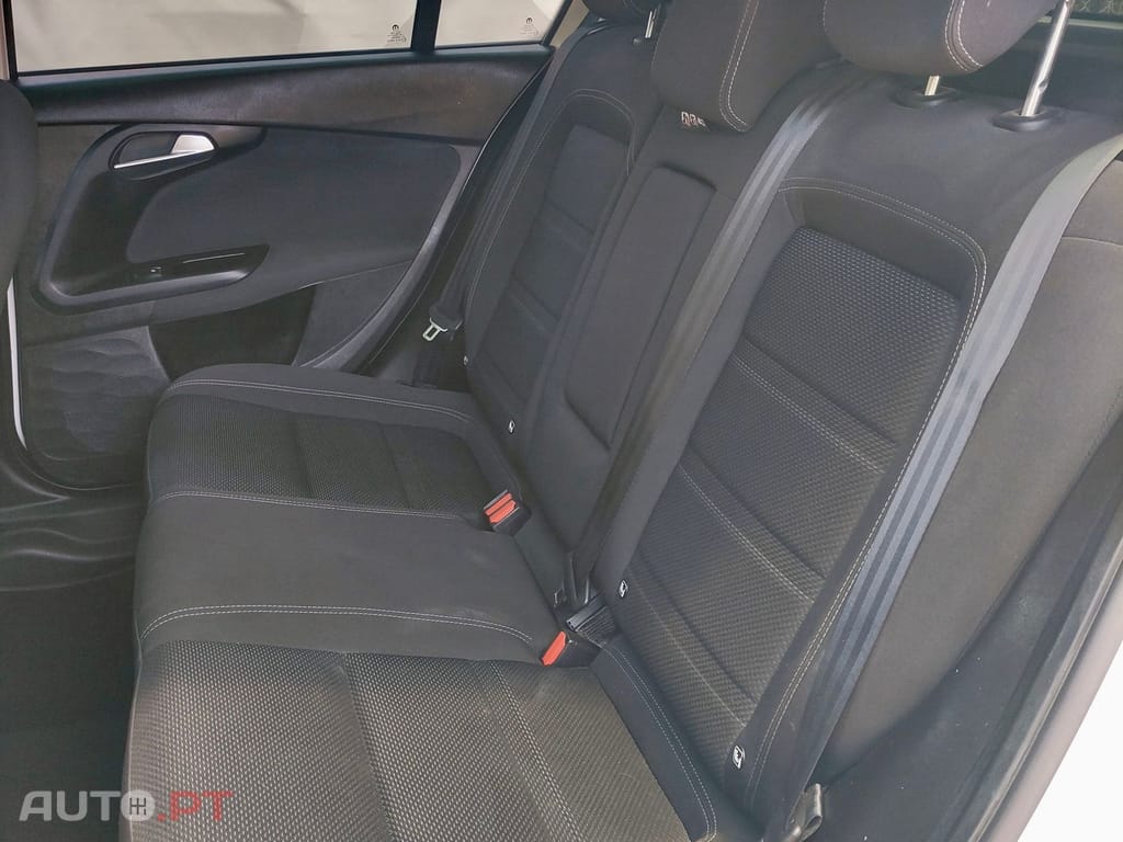 Fiat Tipo 1.3 M-jet Lounge