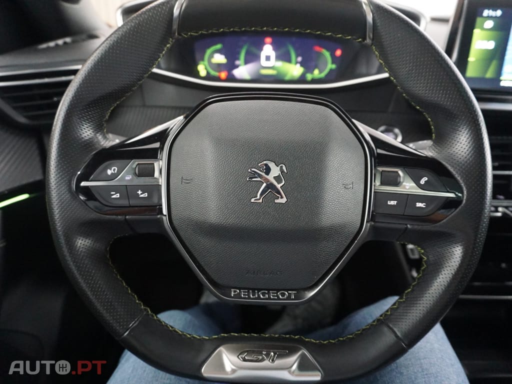 Peugeot 2008 1.2 PureTech GT Line
