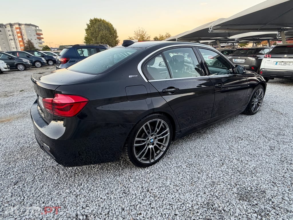 BMW 330 e iPerformance Pack M