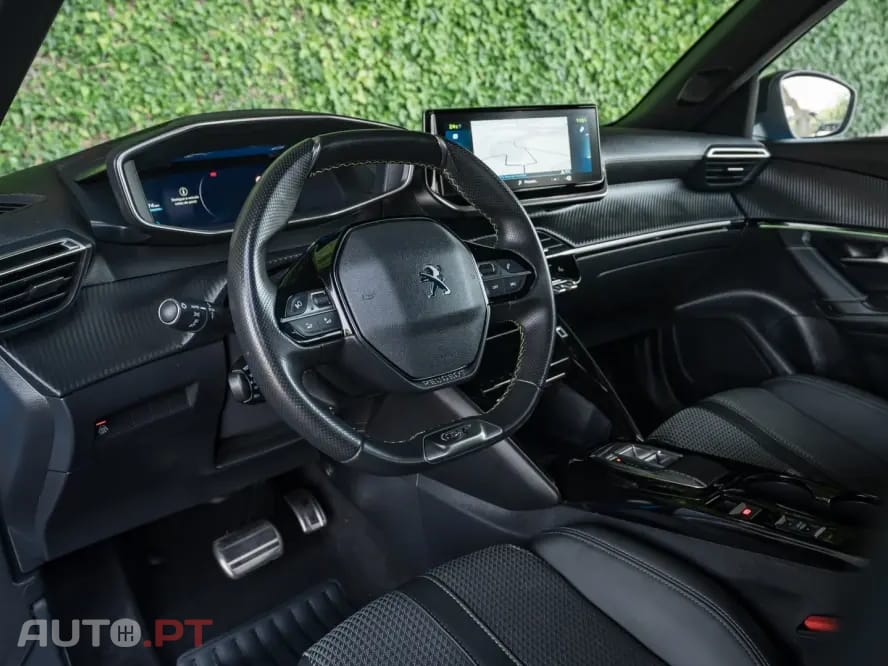 Peugeot E-2008 50 kWh GT