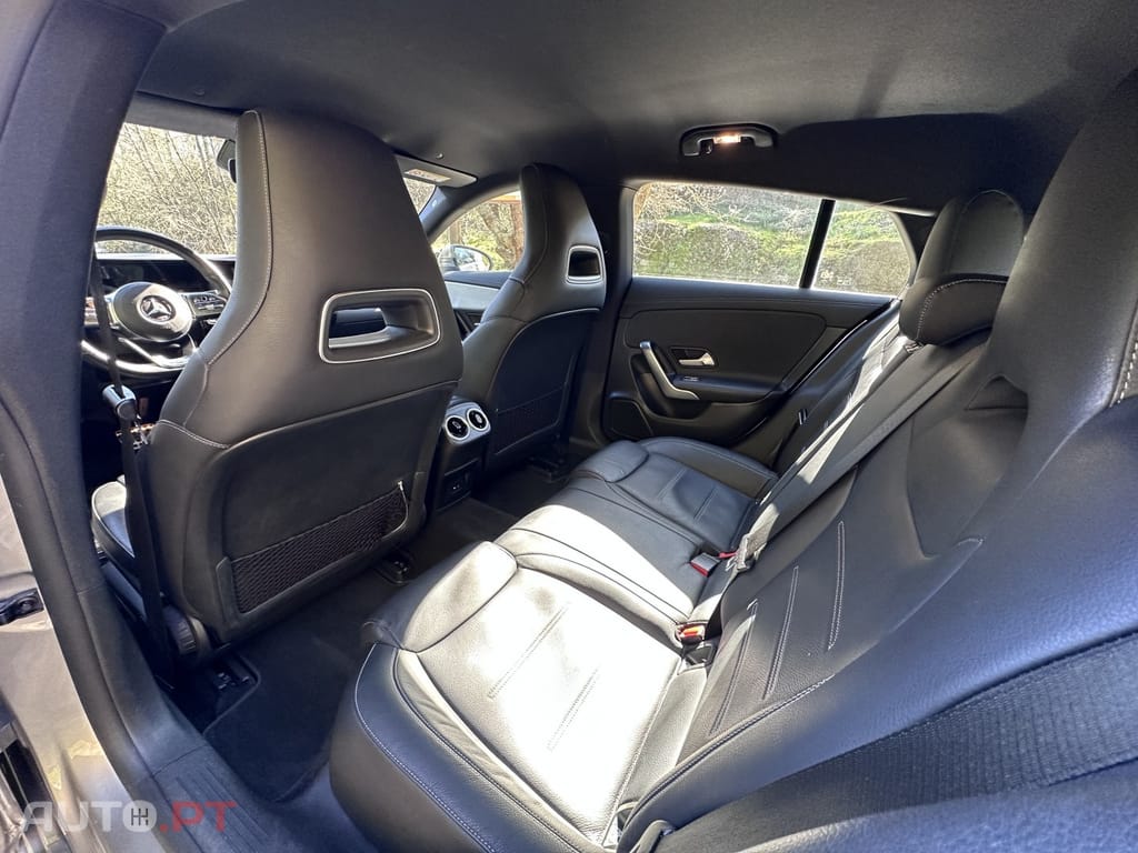 Mercedes-Benz CLA 180 d Shooting Brake 7G-DCT AMG Line