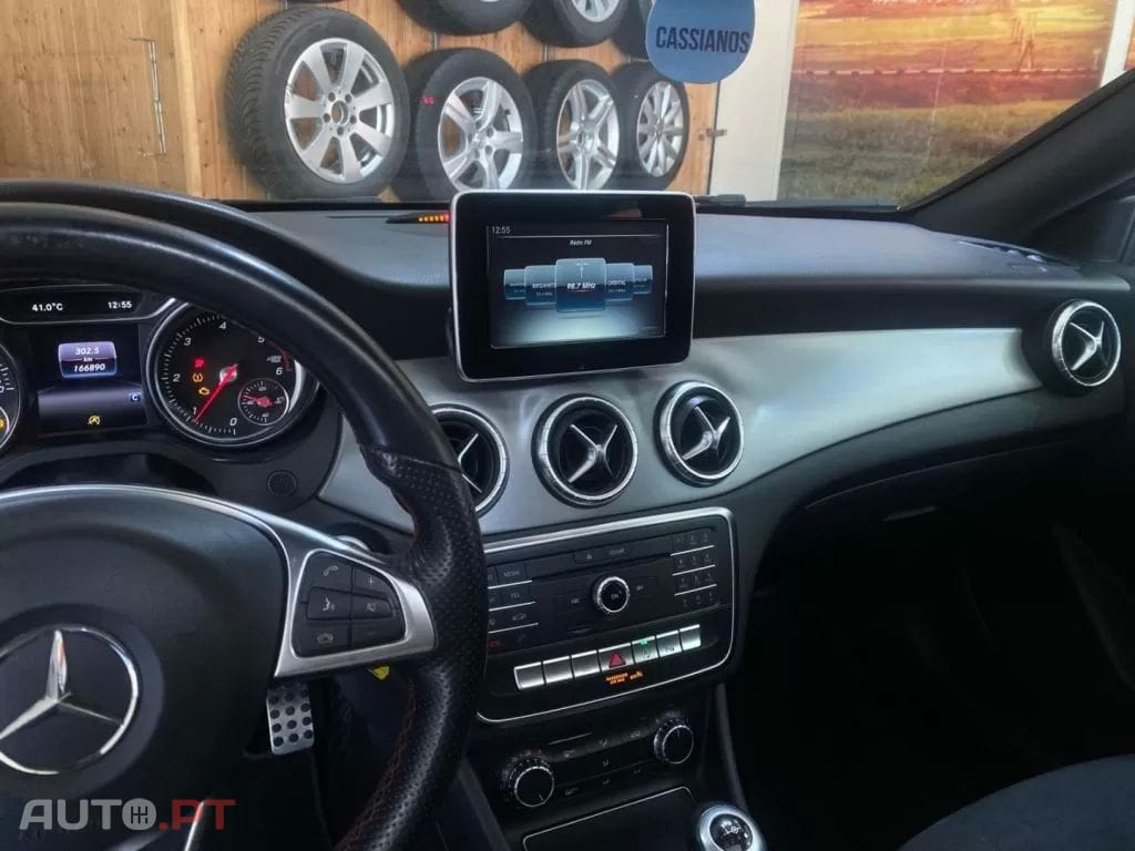 Mercedes-Benz CLA 180 d Shooting Brake AMG Line