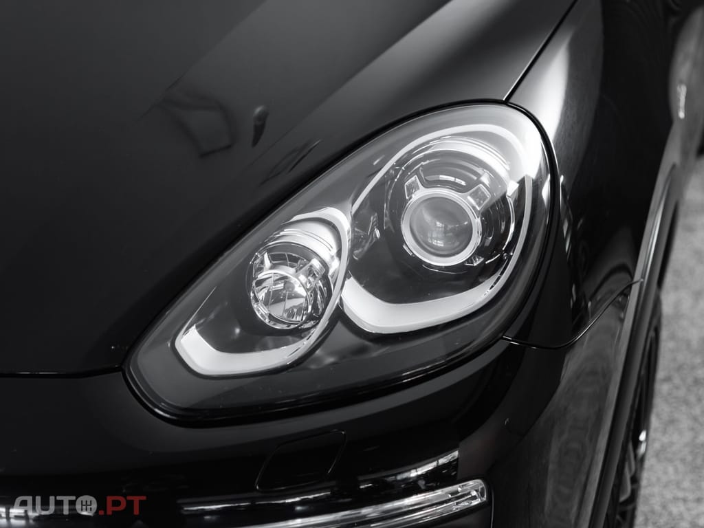 Porsche Cayenne S E-Hybrid