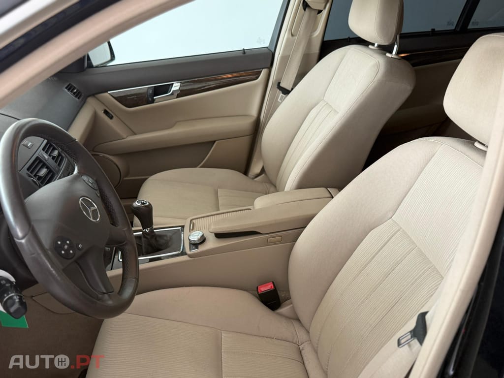 Mercedes-Benz C 200 CDi Executive BlueEfficiency
