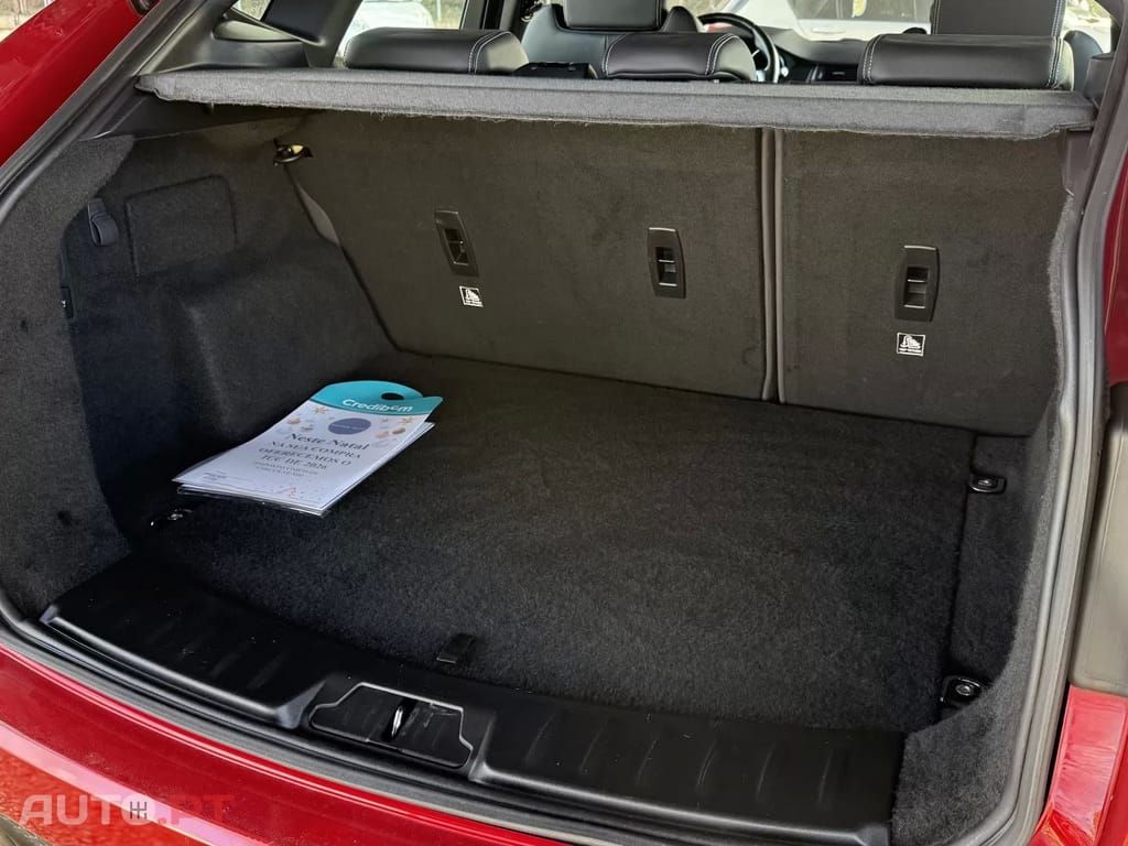 Jaguar E-Pace D150 AWD R-Dynamic