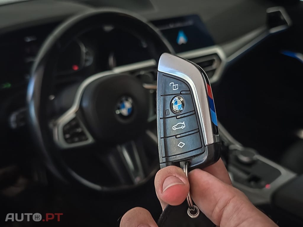 BMW 330 330e M Sport