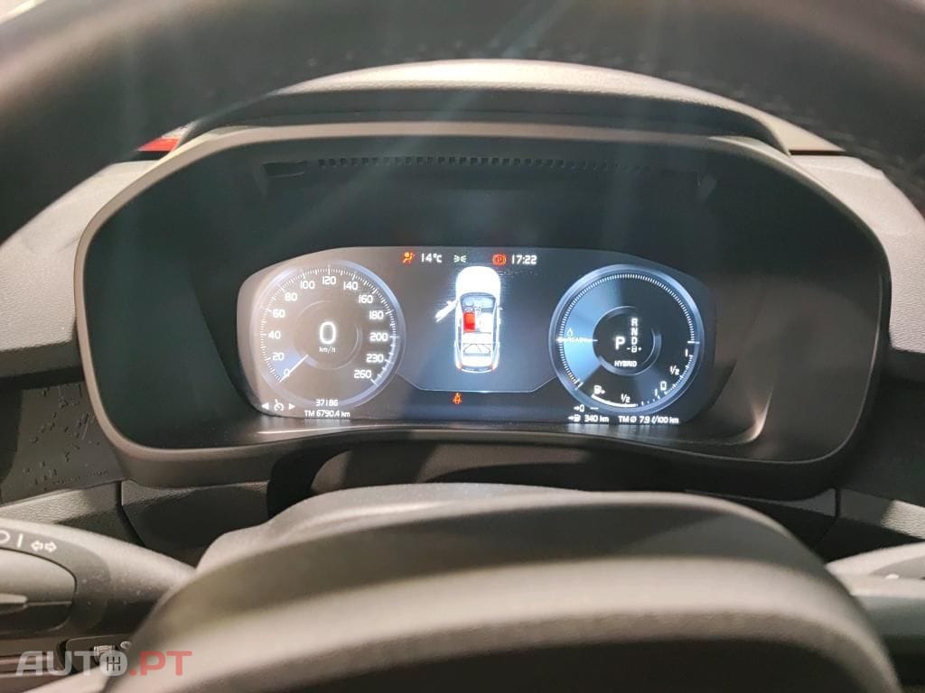 Volvo XC40 1.5 T4 PHEV Essential