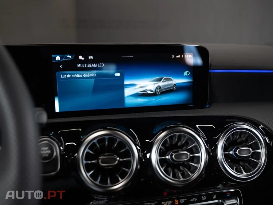 Mercedes-Benz A 250 e AMG Line