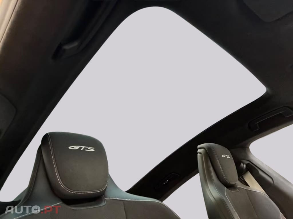 Porsche Taycan GTS I.V.A DEDUTIVEL 