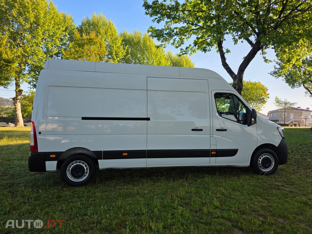 Renault Master 2.3 dCi L3H3 3.5T