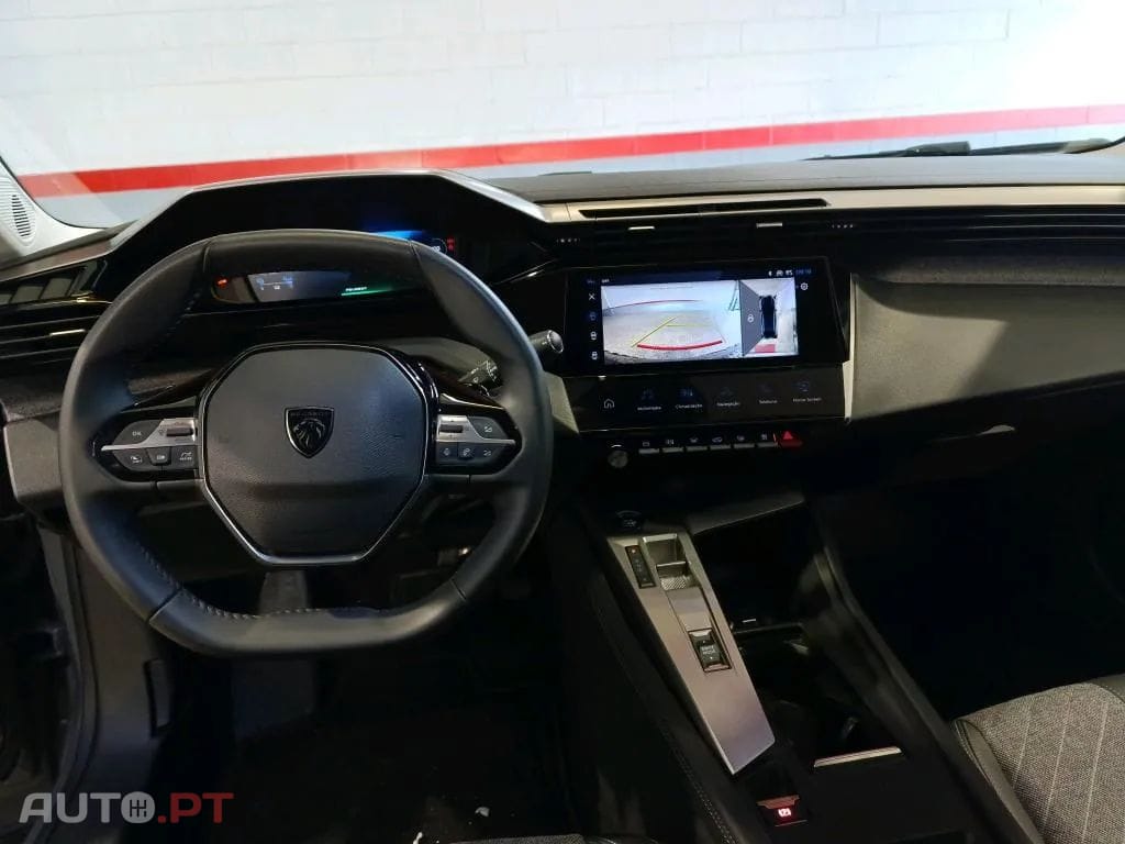 Peugeot 408 1.6 Hybrid Allure Pack e-EAT8