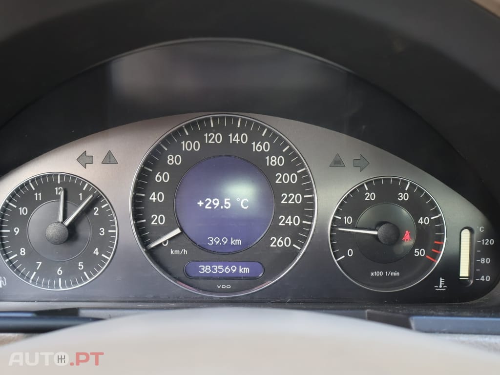 Mercedes-Benz E 220 CDI Elegance