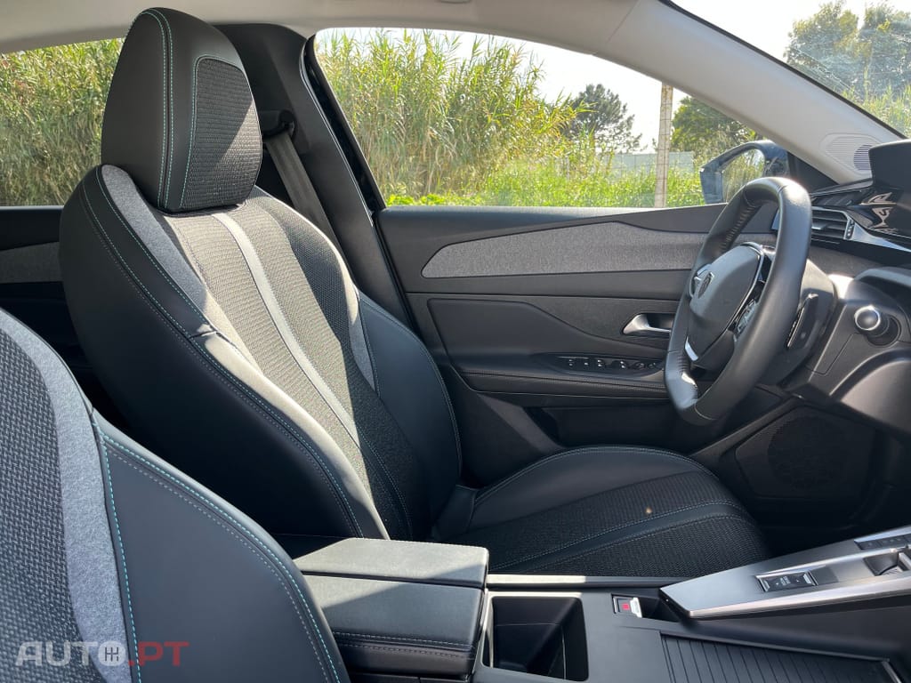 Peugeot 308 BlueHDi FAP 130 EAT8 Stop & Start Allure