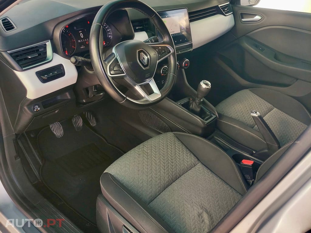 Renault Clio 1.0 TCe Limited Bi-Fuel — fotografia 4