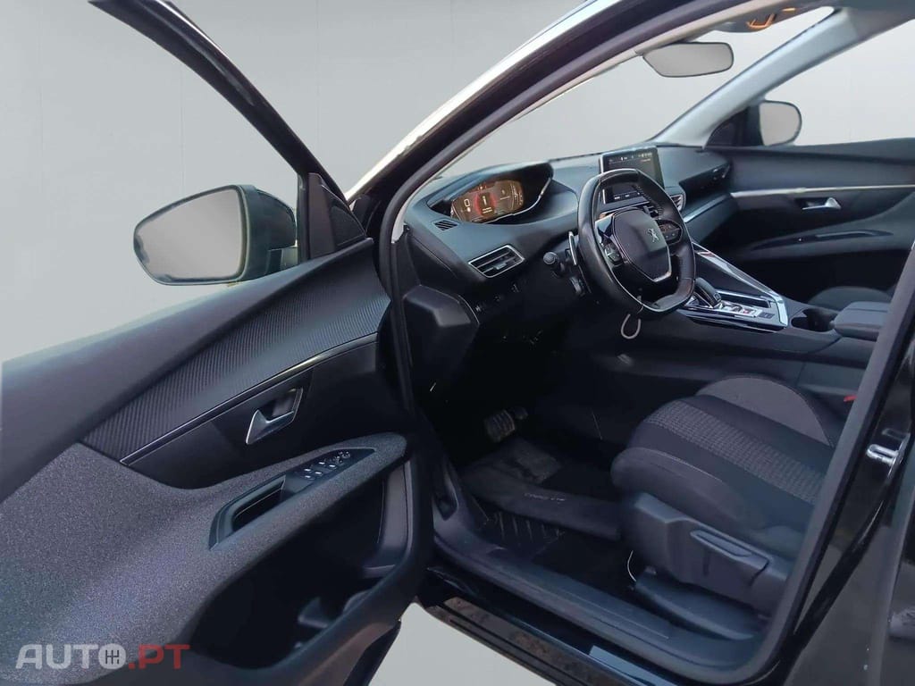 Peugeot 5008 1.5 BlueHdi EAT8 ACTIVE BUSINESS