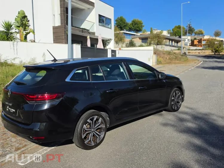 Renault Mégane Sport Tourer 1.5 Blue dCi Limited EDC