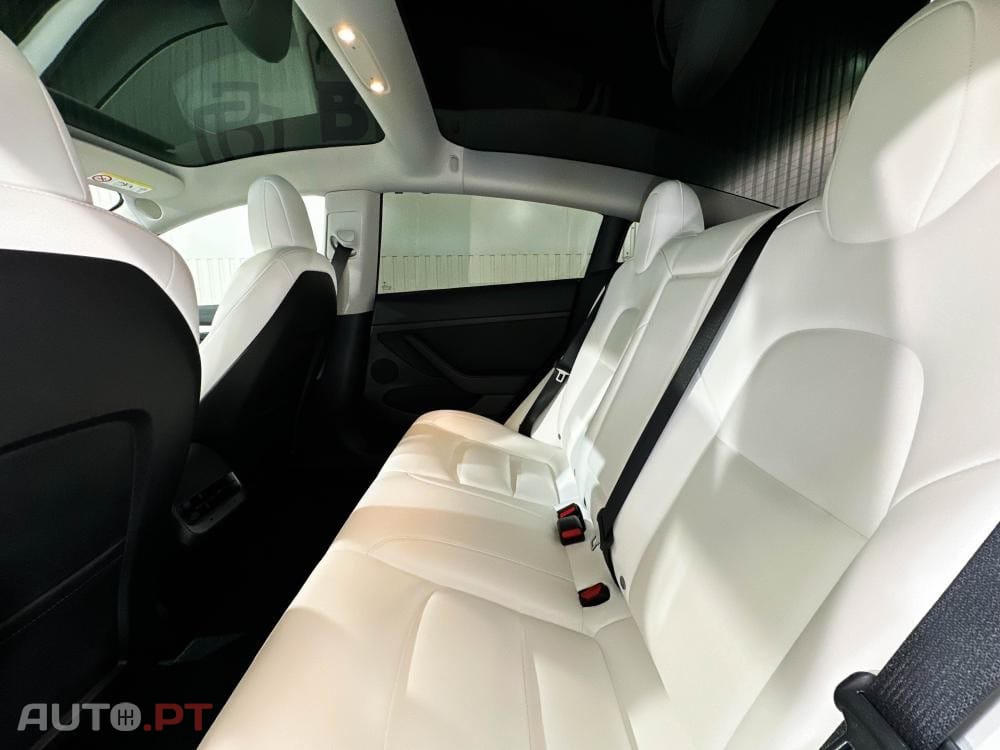 Tesla Model 3 Performance AWD