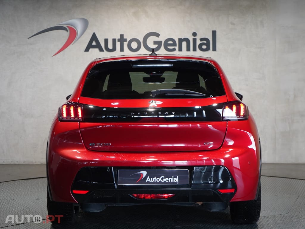 Peugeot E-208 50 kWh GT