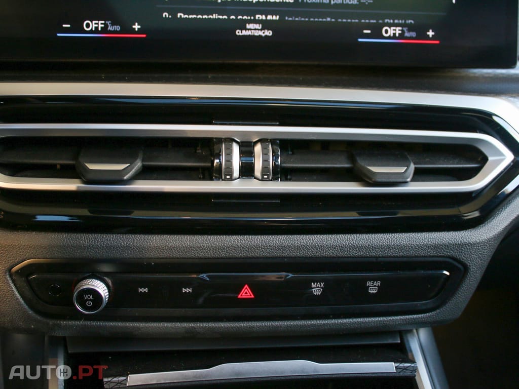 BMW 330 e Touring Pack Desportivo M Auto