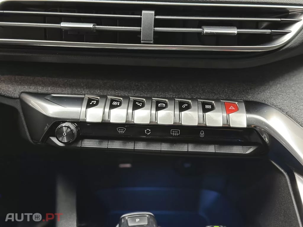 Peugeot 3008 1.5 BlueHDi Allure