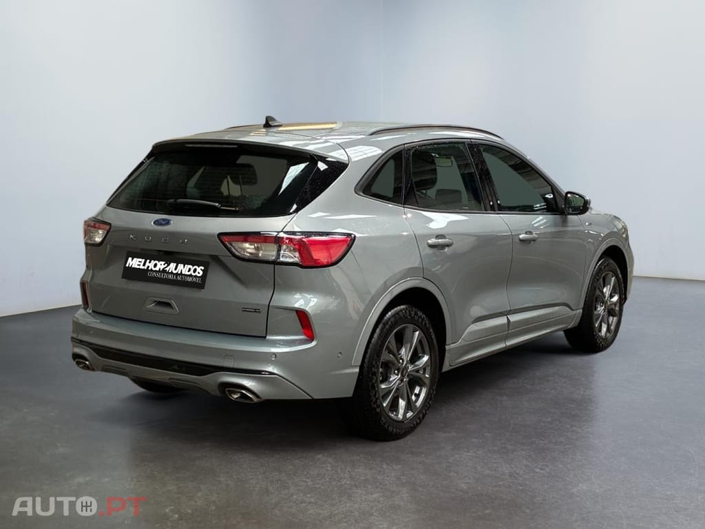 Ford Kuga 2.5 FHEV ST-Line I-AWD e-CVT