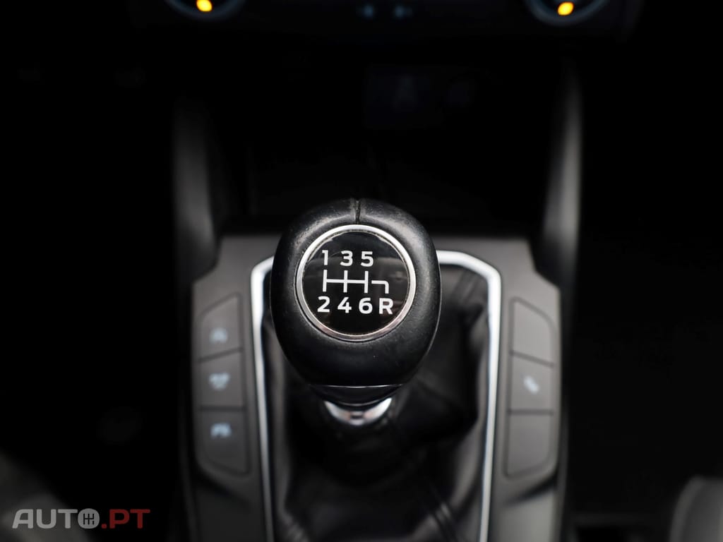 Ford Focus 1.0 EcoBoost MHEV Connected