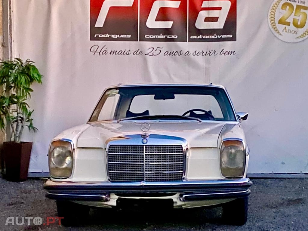 Mercedes-Benz 250 CE