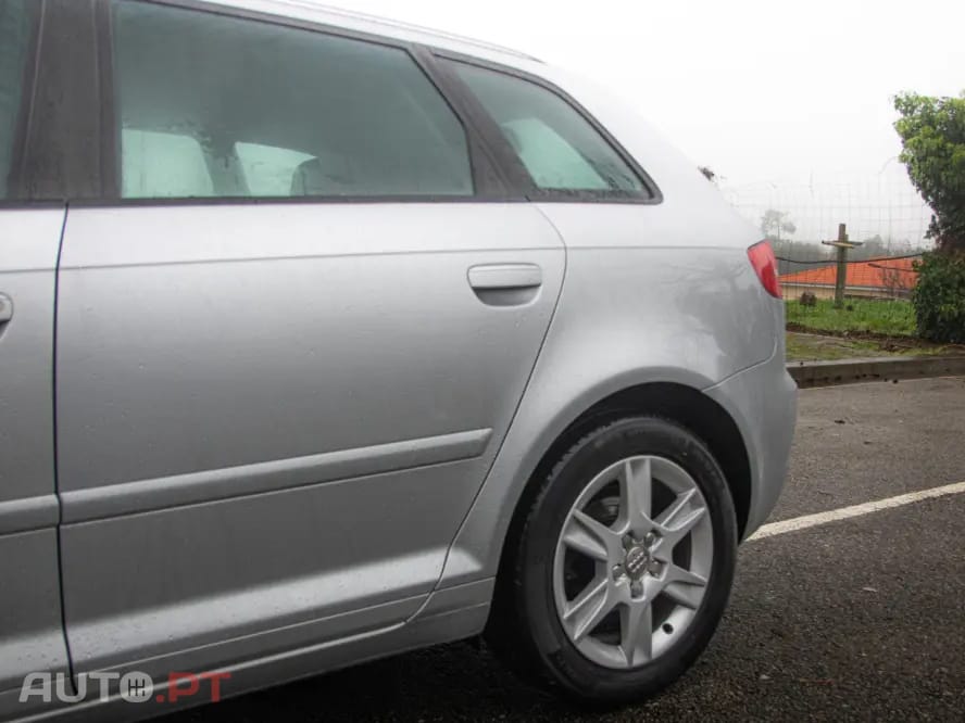 Audi A3 Sportback 1.6 TDI Attraction