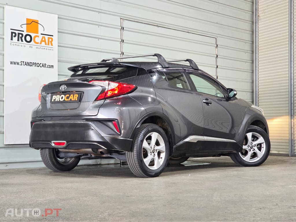 Toyota C-HR 1.2T Comfort