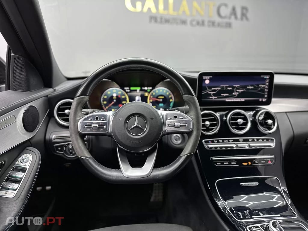 Mercedes-Benz C 300 e AMG Line