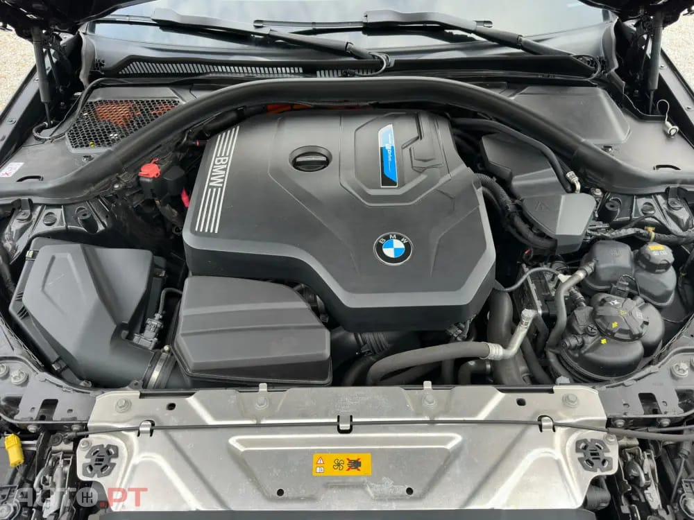 BMW 320 e Line Sport Auto