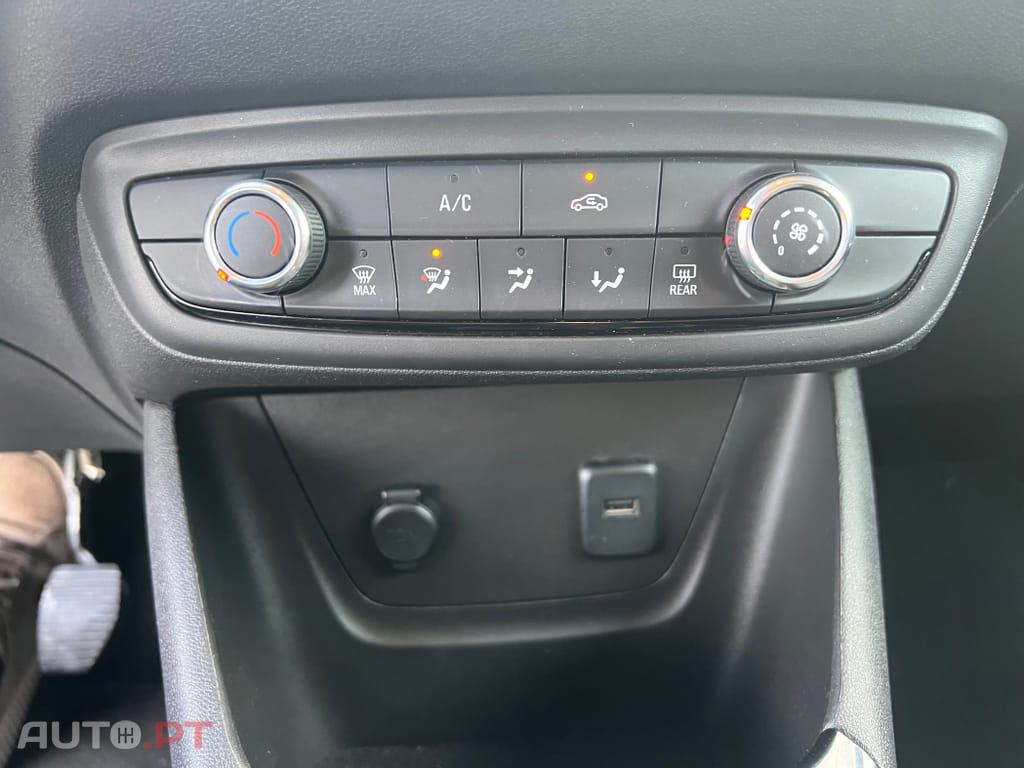 Opel Crossland X 1.2 Inovação