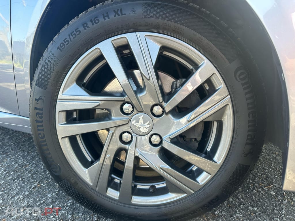 Peugeot 208 1.2 PureTech Allure Pack EAT8