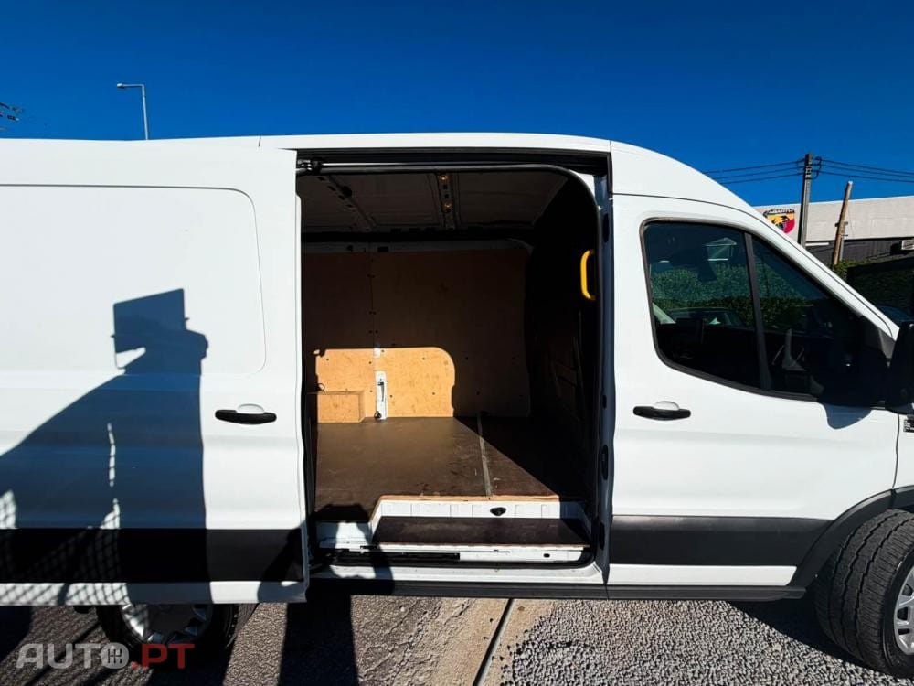 Ford Transit L2H2 Trend