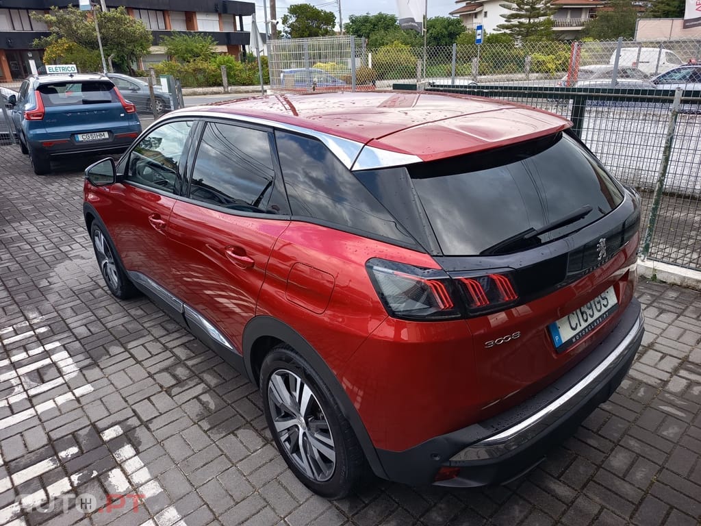Peugeot 3008 1.6 Hybrid Allure e-EAT8