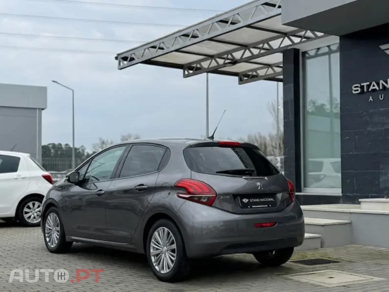 Peugeot 208 1.2 PureTech Style