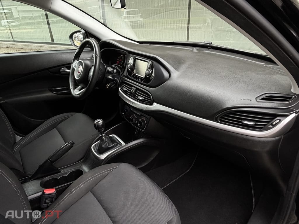Fiat Tipo 1.6 M-Jet Easy